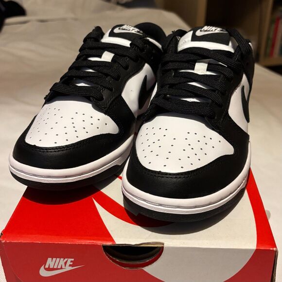 Nike Dunk Low Retro Panda OG Sneakers Women's 6.5, Men's 5, New In Box - Picture 2 of 14